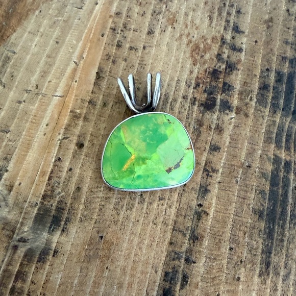 Jewelry - Vintage Sterling Silver & Ammolite Necklace Pendant - BEAUTIFUL!